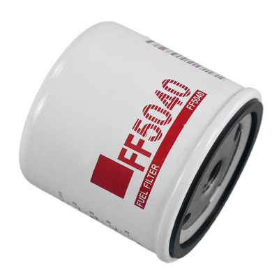 2905303 4121609 Oil Filter Fleetguard , FF5040 Fuel Filter 1174696 1109.74